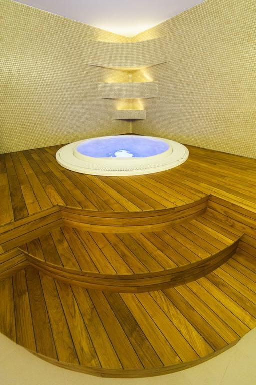 Sumarice Hotel Kragujevac Ngoại thất bức ảnh