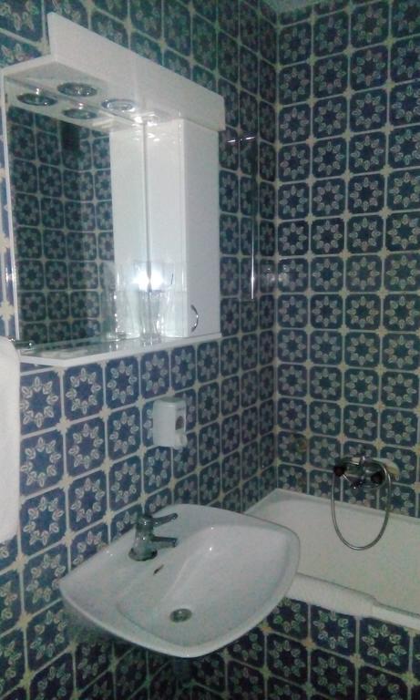 Sumarice Hotel Kragujevac Ngoại thất bức ảnh