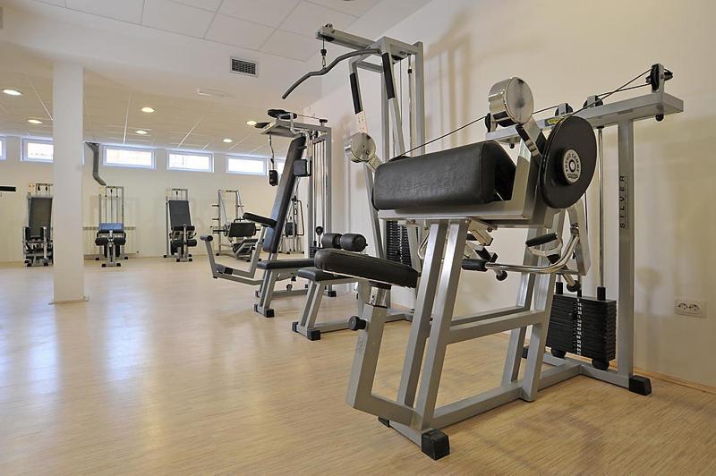 Sumarice Hotel Kragujevac Ngoại thất bức ảnh