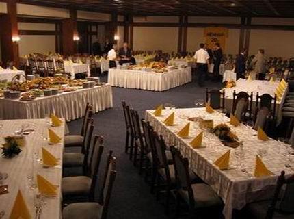 Sumarice Hotel Kragujevac Ngoại thất bức ảnh